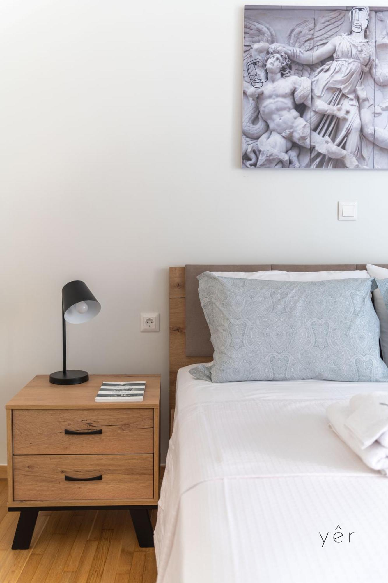 Apartment Modern Mythic Flat With Greek-inspired Artistic Athens