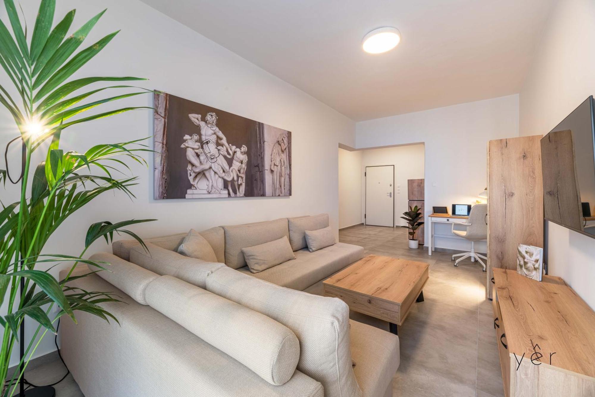 Modern Mythic Flat With Greek-inspired Artistic Apartment Athens