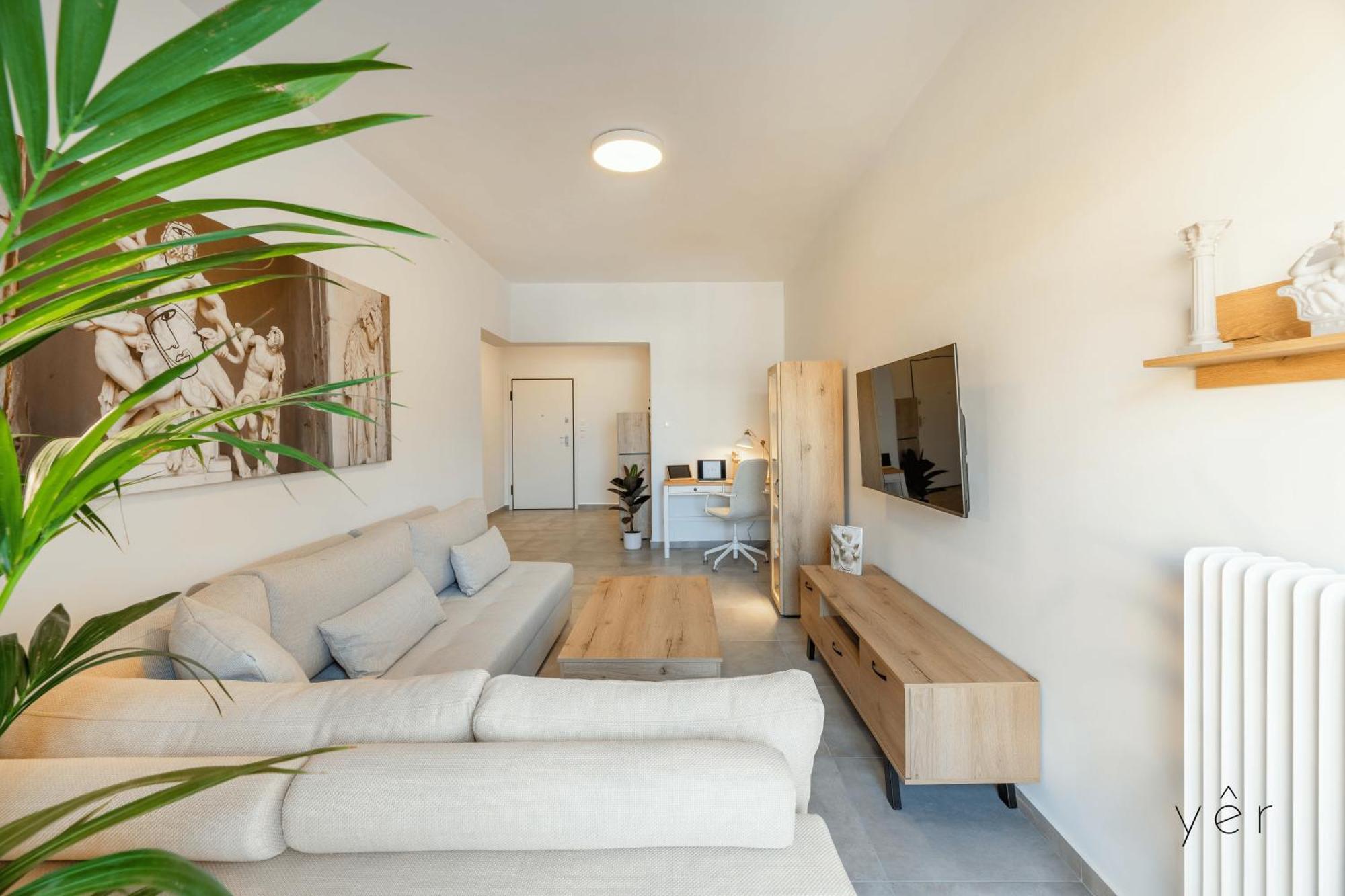 Apartment Modern Mythic Flat With Greek-inspired Artistic *