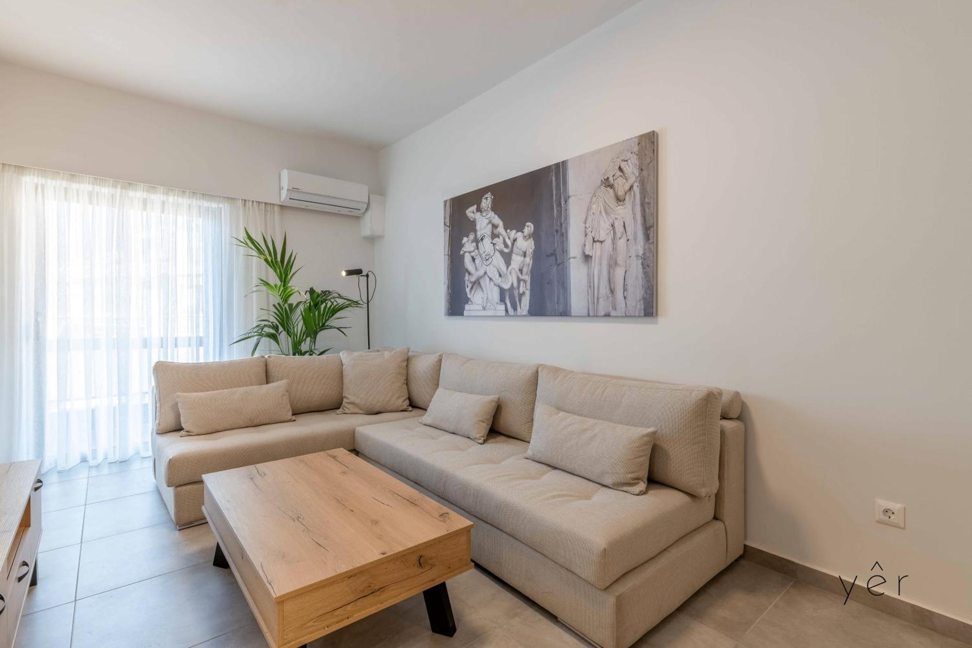 Modern Mythic Flat With Greek-inspired Artistic Apartment Athens